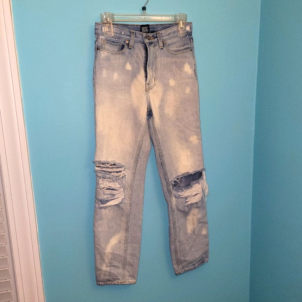 BDG Slim Straight Distressed Bleach Light Wash Blue Jeans Size 25